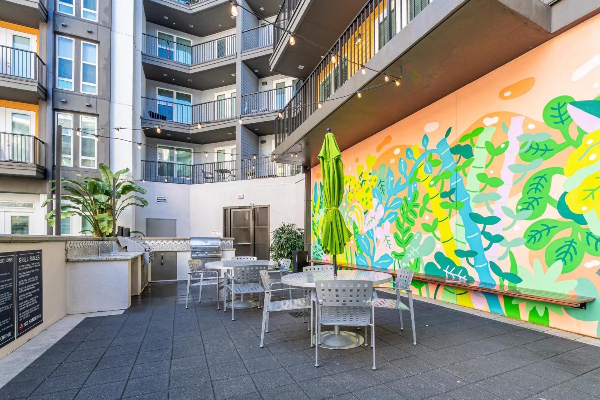 Tropicana Field 2 Bed In Dwtwn With Free Parking Apartment St. Petersburg Exterior photo